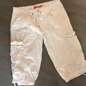 Unionbay white capris Size 5
